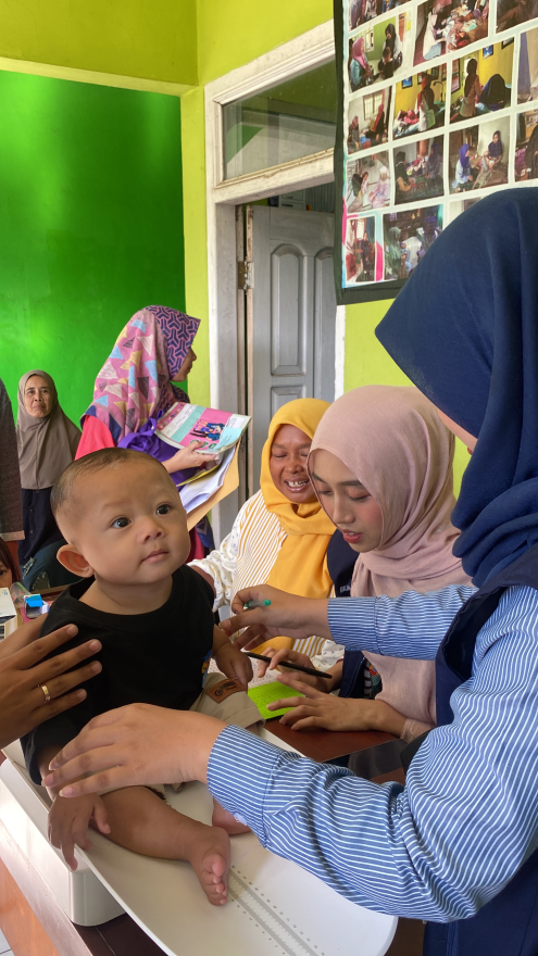 Posyandu Binangkit III di Desa Bongkok Gelar Layanan Kesehatan dan Penyuluhan KB